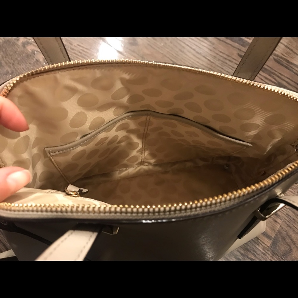 Kate Spade Satchel Crossbody - Picture 4 of 8